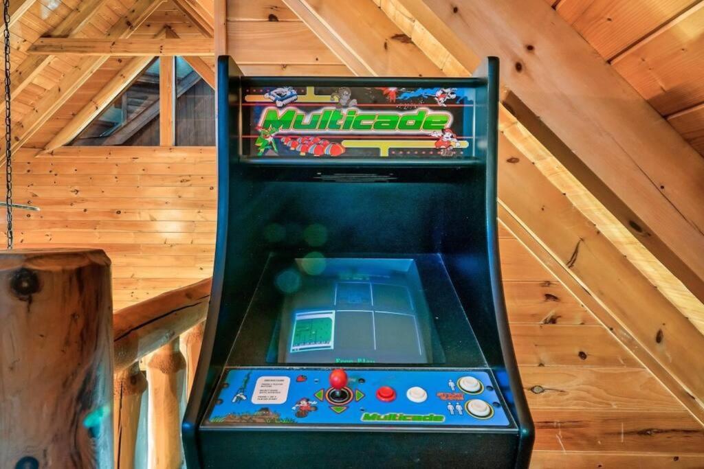 Cabin-N-Smokys! Indoor Resort Pool Views Hot Tub Game Room Sevierville Buitenkant foto